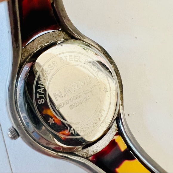 Narmi Tortoise Shell Cuff Watch - Picture 8 of 10